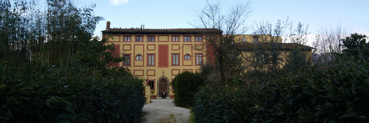Villacarri em Pistoia, Italia